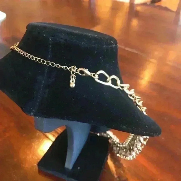 pretty Necklace with green stones - Picture 8 of 8